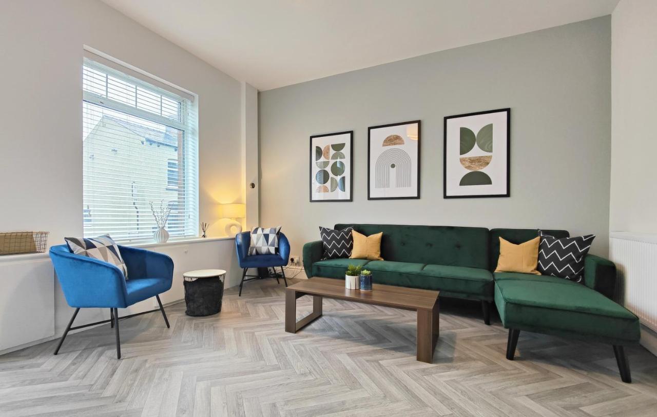 Willa Stott House - Bright Spacious Townhouse 15 Minutes To Central Manchester With Free Parking Zewnętrze zdjęcie
